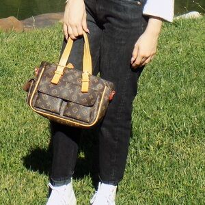 American Eagle 90s Boyfriend Jeans